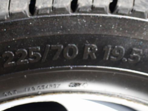 Used 2022 RAM 5500 Tradesman w/ Chrome Appearance Group image 40