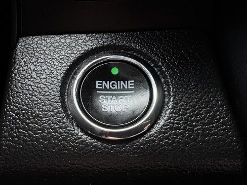 Used 2020 Ford Expedition Max XLT w/ Equipment Group 202A RWD image 21
