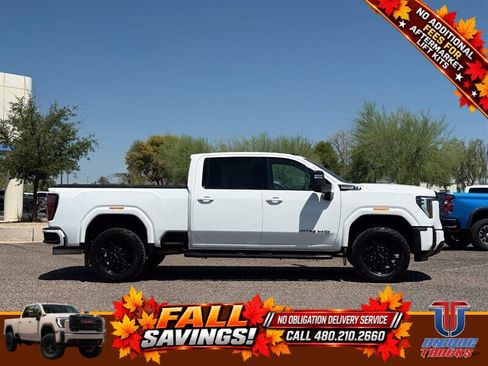 Used 2024 GMC Sierra 2500 AT4 w/ Technology Package AWD/4WD image 5