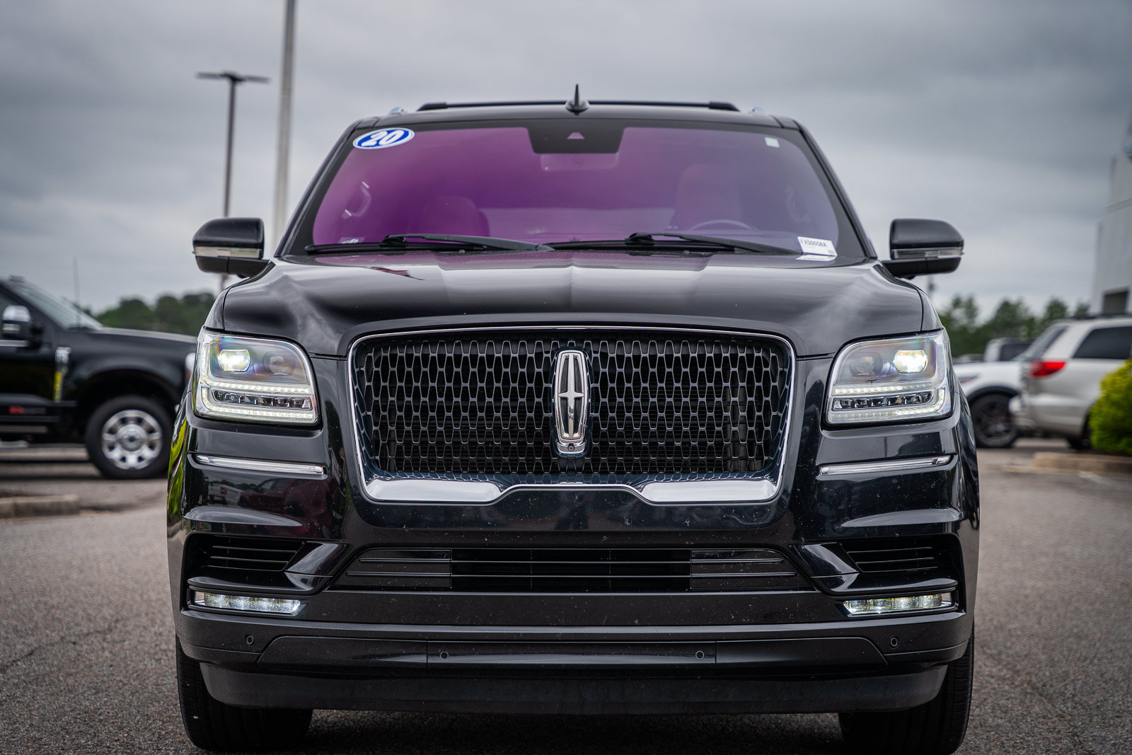 Used 2020 Lincoln Navigator Reserve w/ Equipment Group 208A Reserve AWD/4WD image 3