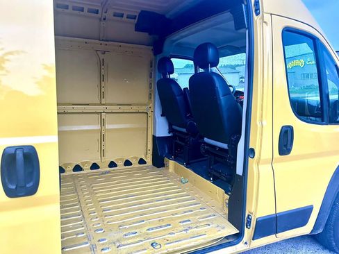 Used 2021 RAM ProMaster 2500 FWD image 25