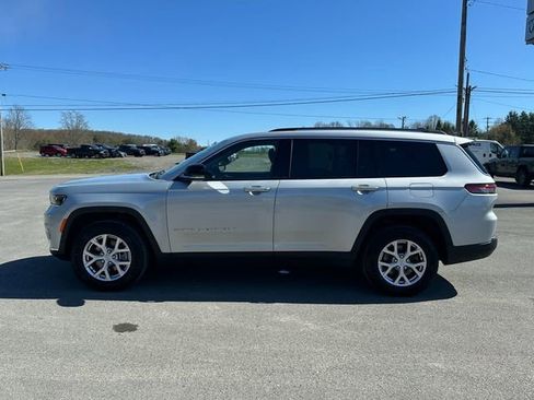 Used 2021 Jeep Grand Cherokee L Limited AWD/4WD image 2