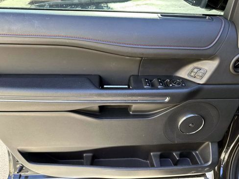 Used 2024 Ford Expedition Max Limited image 7
