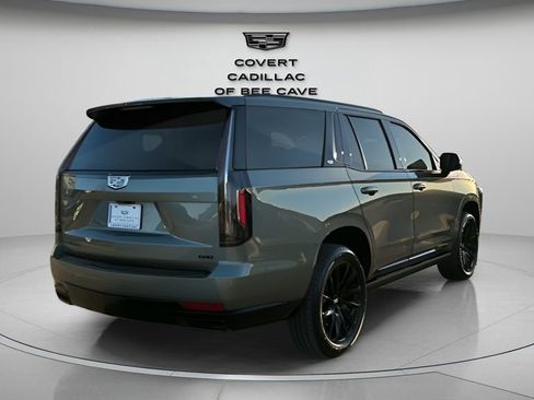 Certified 2023 Cadillac Escalade Sport Platinum w/ LPO, ONYX Package image 8