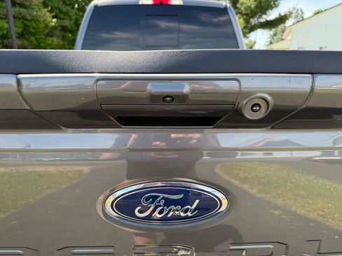 Used 2023 Ford F250 XLT w/ XLT Premium Package AWD/4WD image 18
