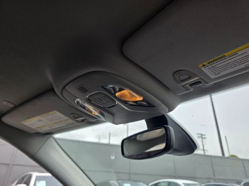 Used 2020 Jeep Compass Limited FWD image 12