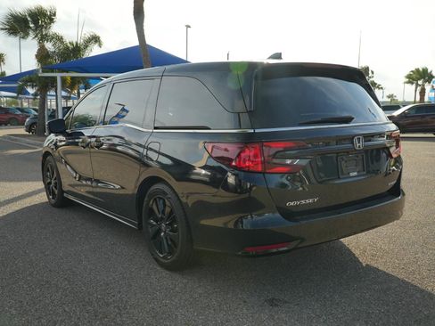 Used 2023 Honda Odyssey Sport image 4