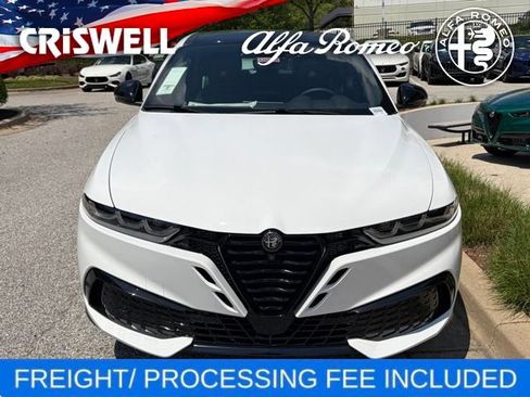 New 2026 Alfa Romeo Tonale w/ Active Assist Package AWD/4WD image 3