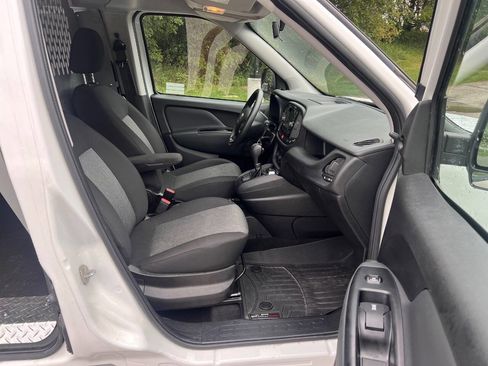 Used 2022 RAM ProMaster City Tradesman image 11