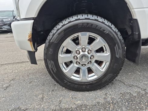 Used 2017 Ford F350 Platinum image 9