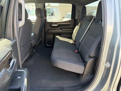 Used 2025 Chevrolet Silverado 1500 LT AWD/4WD image 24