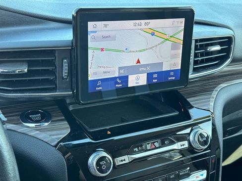 Used 2023 Ford Explorer Limited w/ Equipment Group 301A image 33