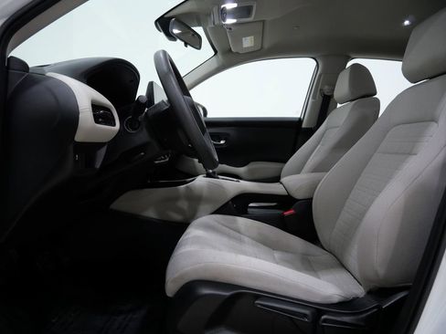 Used 2023 Honda HR-V LX image 12