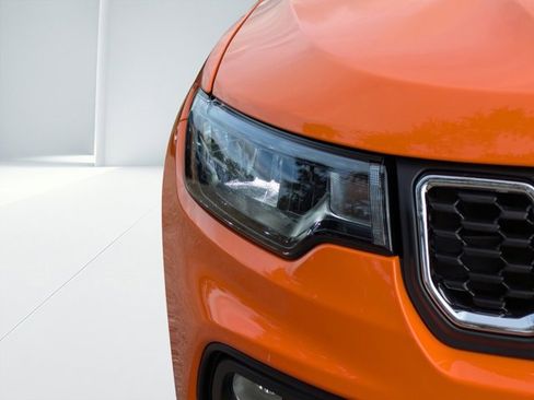 New 2026 Jeep Compass Latitude image 8