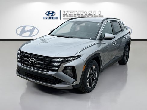 New 2026 Hyundai Tucson SEL FWD image 3