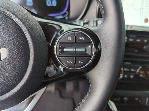 Used 2025 Kia Soul EX FWD image 13