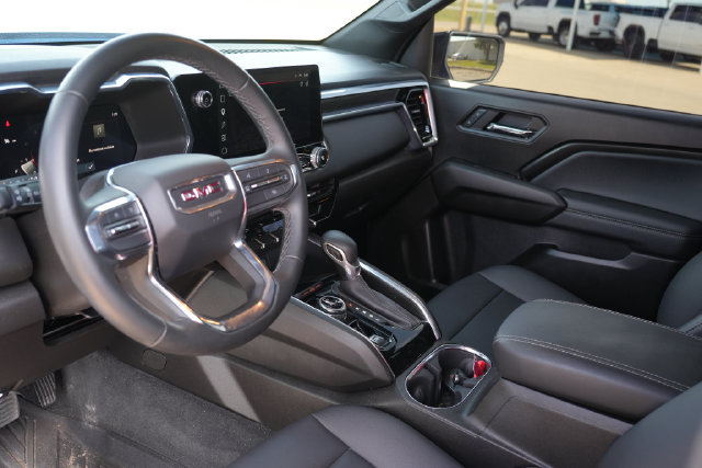 Used 2025 GMC Canyon Elevation w/ Convenience Package AWD/4WD image 11