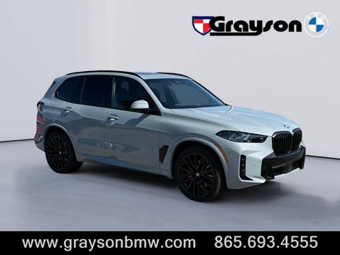 New 2026 BMW X5 xDrive40i AWD/4WD image 1