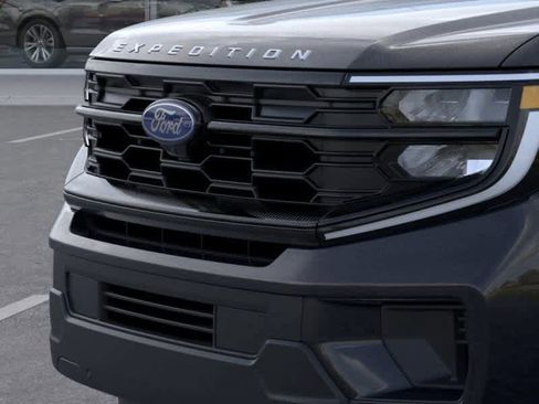 New 2026 Ford Expedition Max Active image 17