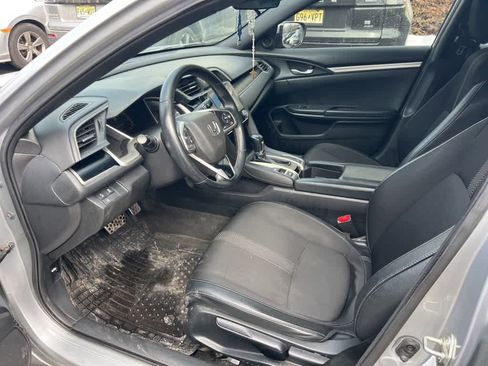 Used 2020 Honda Civic Sport image 21
