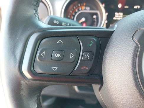 Used 2022 Jeep Wrangler Sport S w/ Sun And Sound Package image 18