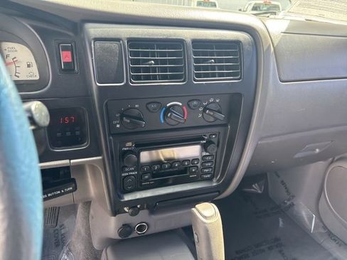 Used 2004 Toyota Tacoma PreRunner image 19