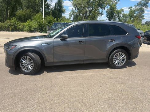Used 2024 MAZDA CX-90 Plug-In Hybrid w/ Preferred AWD/4WD image 2