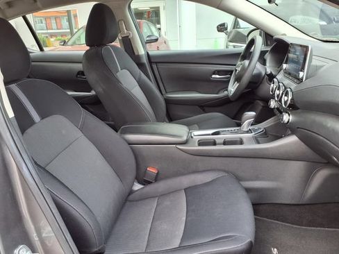 Used 2024 Nissan Sentra SV FWD image 27