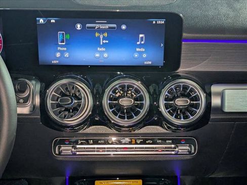 New 2026 Mercedes-Benz GLB 250 image 13