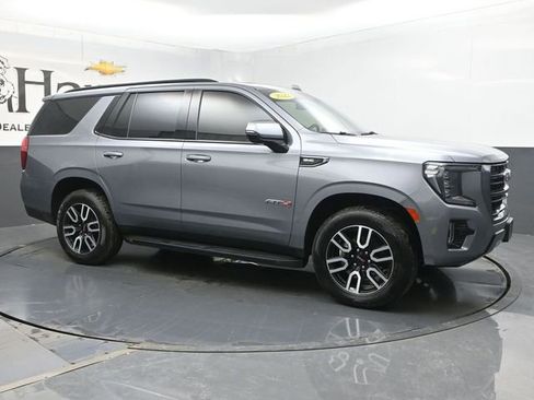 Used 2022 GMC Yukon AT4 image 6
