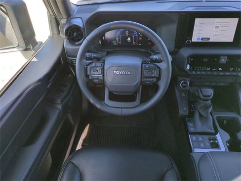 Used 2025 Toyota Land Cruiser image 17