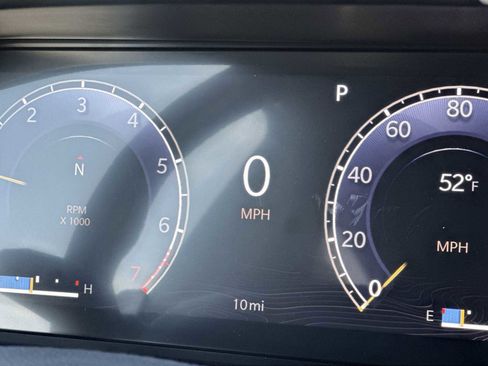 New 2025 Jeep Grand Cherokee L Laredo w/ Luxury Tech Group I image 10