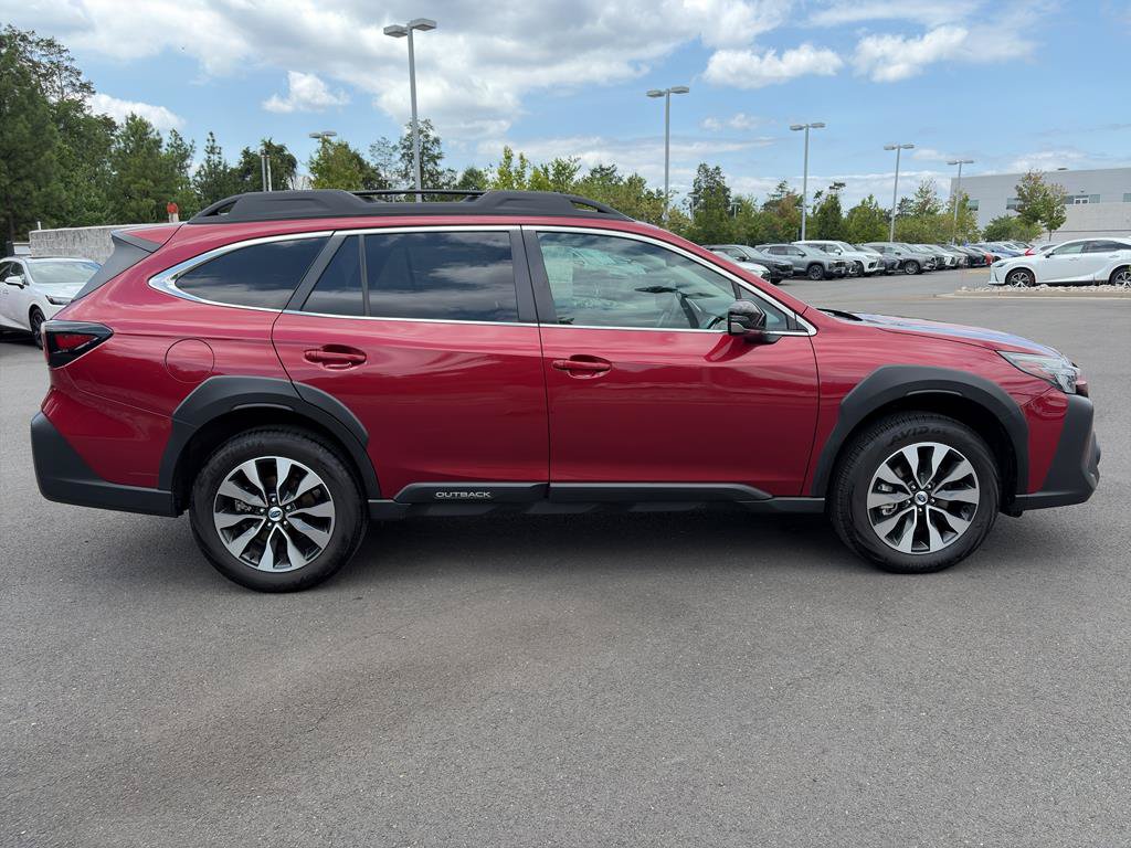 Used 2023 Subaru Outback Limited AWD/4WD image 8