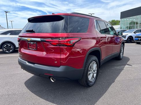 Used 2023 Chevrolet Traverse LT AWD/4WD image 10