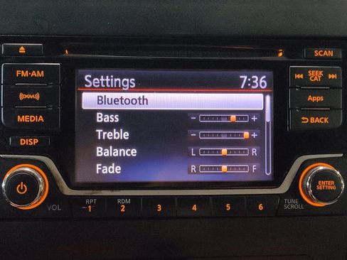 Used 2015 Nissan Frontier SV w/ SV Value Truck Package RWD image 25