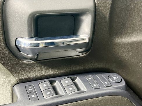 Used 2016 Chevrolet Silverado 1500 Custom w/ Custom Convenience Package image 16
