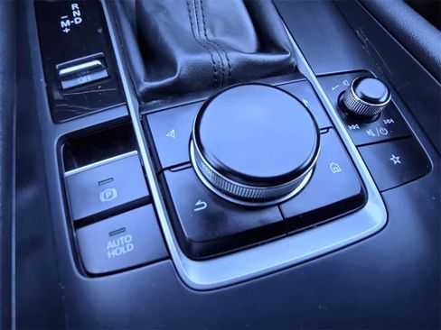 Used 2021 MAZDA MAZDA3 s image 15