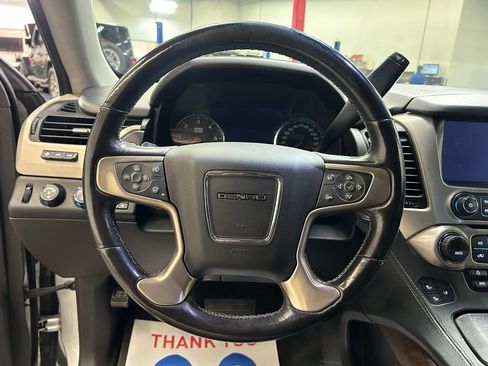 Used 2018 GMC Yukon Denali AWD/4WD image 27