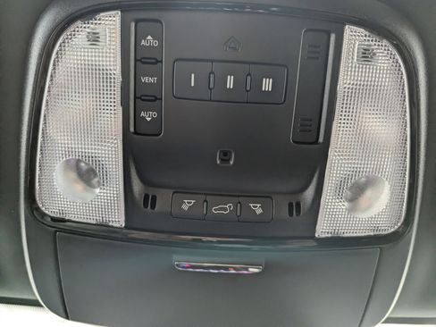 Used 2024 Dodge Durango GT AWD/4WD image 30