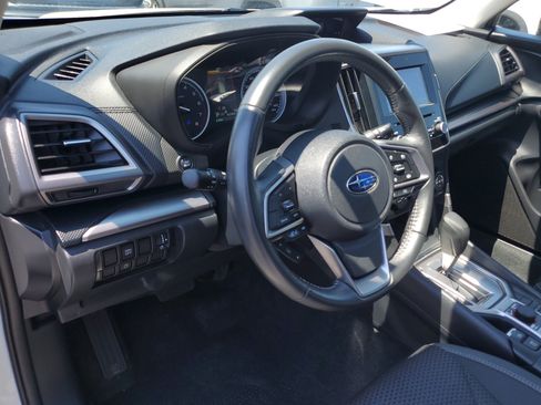 Used 2021 Subaru Forester Premium AWD/4WD image 18