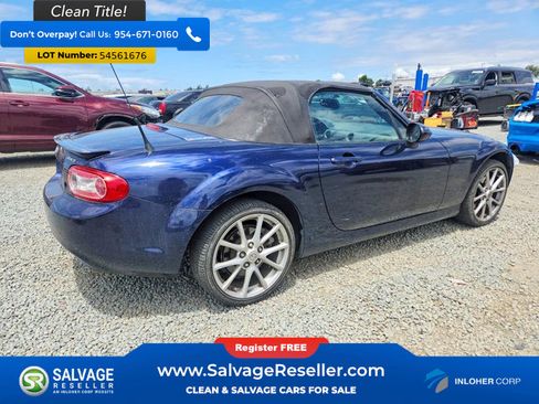 Used 2011 MAZDA MX-5 Miata Touring RWD image 4