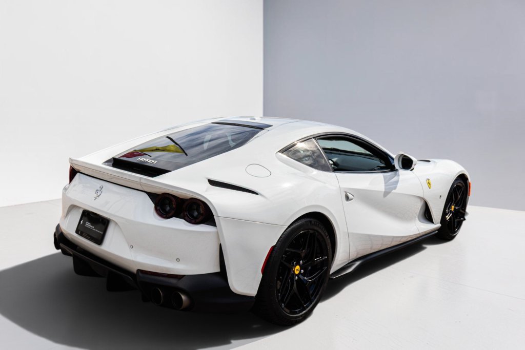 Certified 2019 Ferrari 812 Superfast RWD image 2