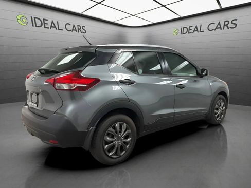 Used 2019 Nissan Kicks S FWD image 5