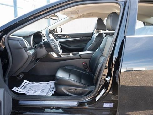 Used 2023 Nissan Maxima SV w/ Floor Mat Group image 5