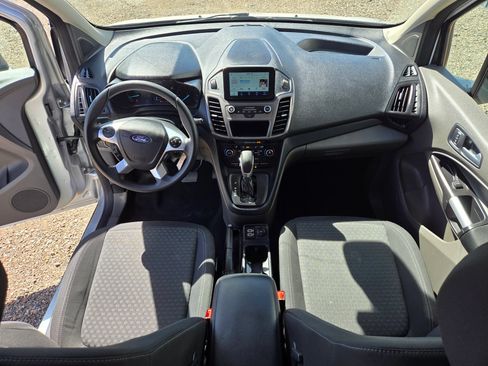 Used 2021 Ford Transit Connect XLT FWD image 9
