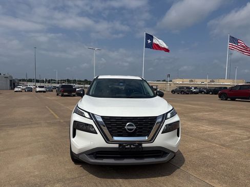 Certified 2023 Nissan Rogue S FWD image 4