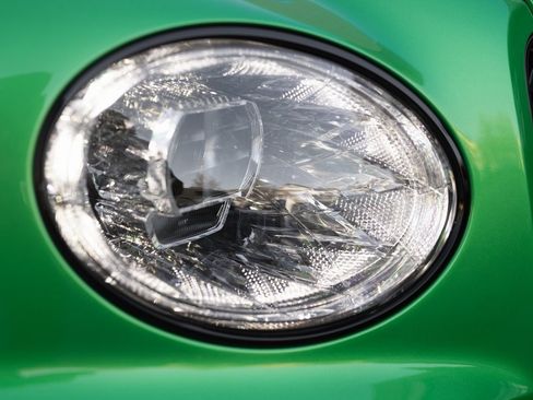 Used 2025 Bentley Bentayga S Black Edition image 15