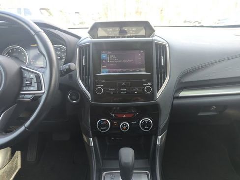 Used 2021 Subaru Forester Premium AWD/4WD image 21