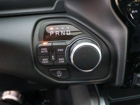 New 2026 RAM 1500 4x4 Crew Cab image 23