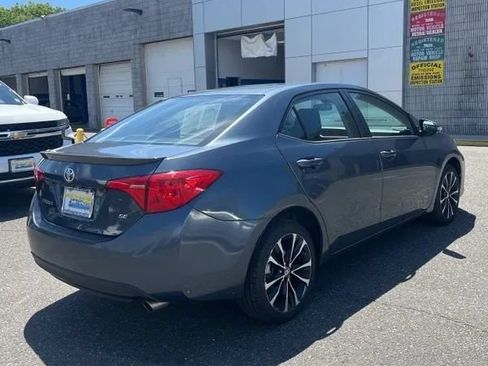 Used 2018 Toyota Corolla SE FWD image 15